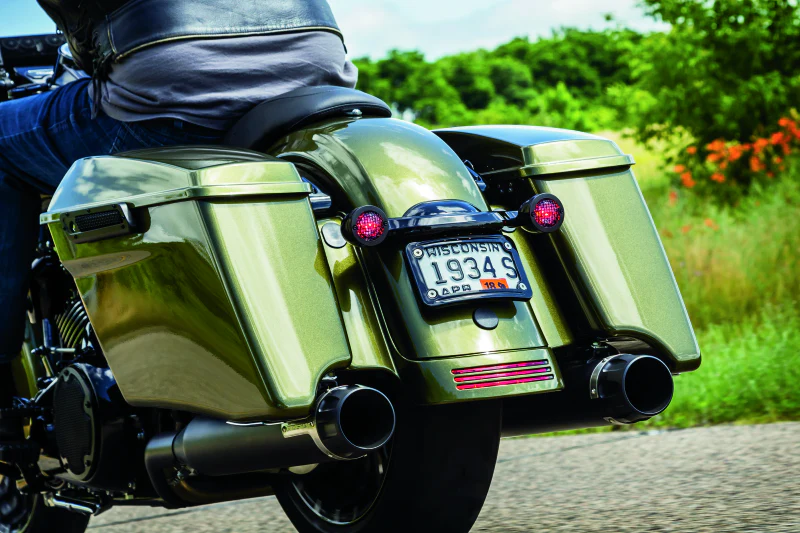 Kuryakyn Curved License Plate Mount Black - Image 3