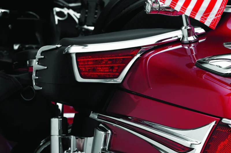 Kuryakyn L.E.D. Passenger Armrest Trim With Turn Signal 06-17 GL1800 Chrome - Image 3