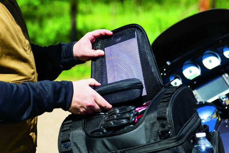 Kuryakyn Momentum Vagabond Bag - Image 7