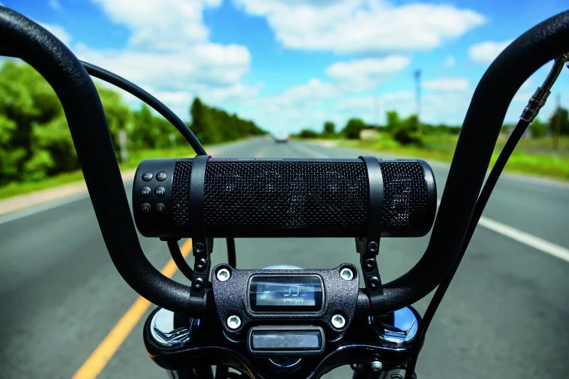 Kuryakyn Road Thunder Plus Sound Bar Satin Black - Image 9