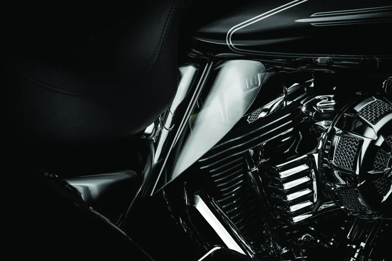 Kuryakyn Saddle Shields Heat Deflectors 09-Up Touring Smoke - Image 3