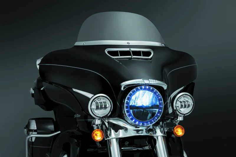 Kuryakyn Smooth Windshield Trim 14-Up Touring Chrome - Image 10