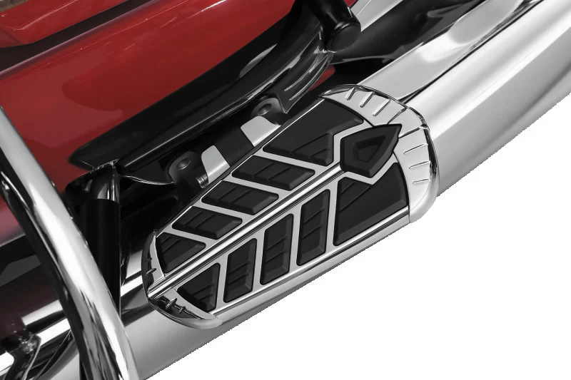 Kuryakyn Spear Floorboard Insert Passenger Indian Chrome - Image 2