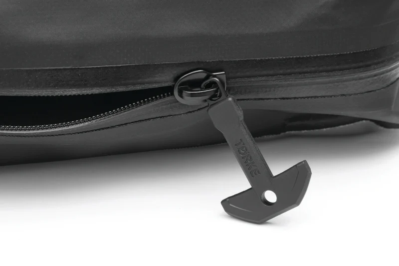 Kuryakyn Torke Large Removable Dry Pouch - Image 2
