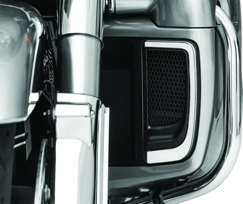 Kuryakyn Tracer Lower Fairing Grill Black - Image 2