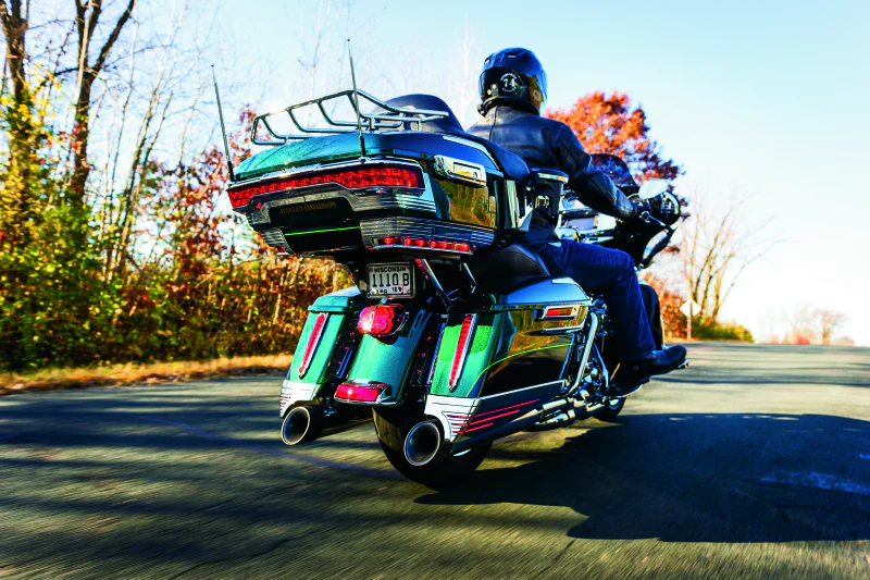 Kuryakyn Tri-Line Accent For Rear Tour-Pak Light Chrome - Image 3