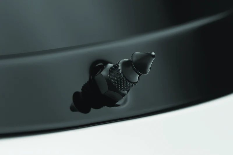 Kuryakyn Windshield Spikes FLH Black