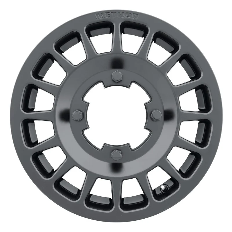 Method MR407 Bead Grip 15x6 / 5+1/51mm Offset / 5x4.5 / 77mm CB Matte Black Wheel - Image 3
