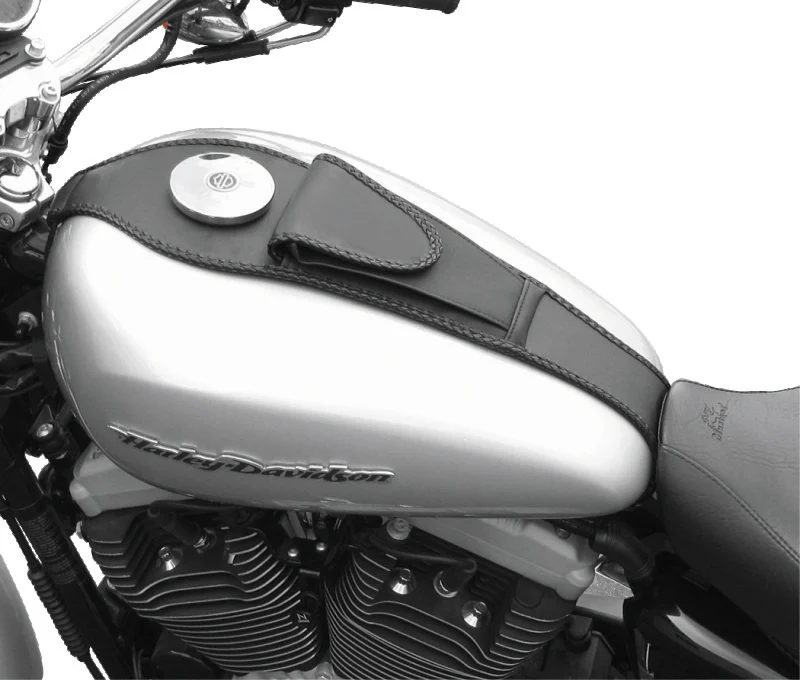 Mustang 11-13 Harley Blackline,12-17 Slim/Slim S Wide Touring Solo Seat w/DBR Diamond - Black