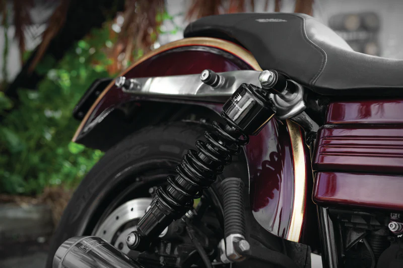 Progressive Harley 412 Series Shocks 13.5in - Black - Image 5