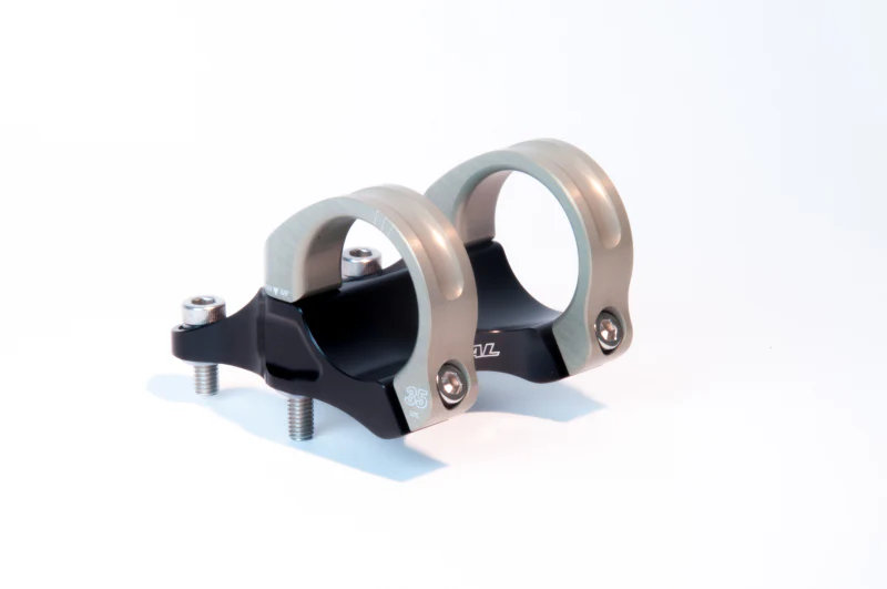 Renthal Integra 35 Handlebar Clamp 45 mm./ +10 Rise - Image 2