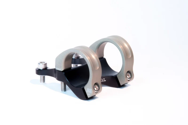 Renthal Integra 35 Handlebar Clamp 45 mm./ Zero Rise - Image 3