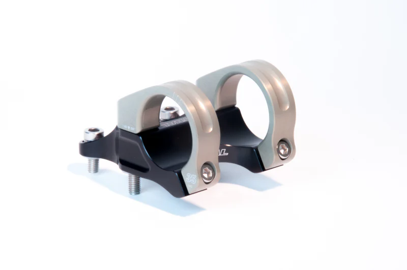 Renthal Integra 35 Handlebar Clamp 50 mm./ +10 Rise - Image 2