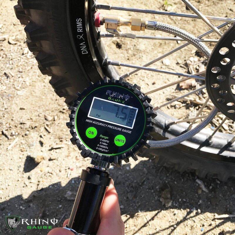 Rhino USA 200 Psi Digital Tire Inflator Gauge - Image 4
