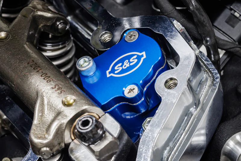 S&S Cycle M8 Models Billet Head Breather Kit - Image 2