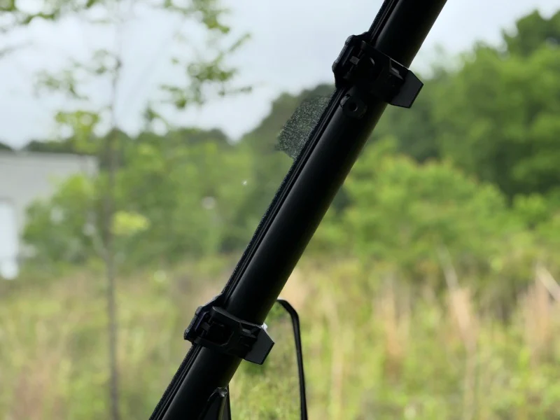 Seizmik 25+ CFMoto U10/10 XL Pro Toolless Windshield - UV - Image 5